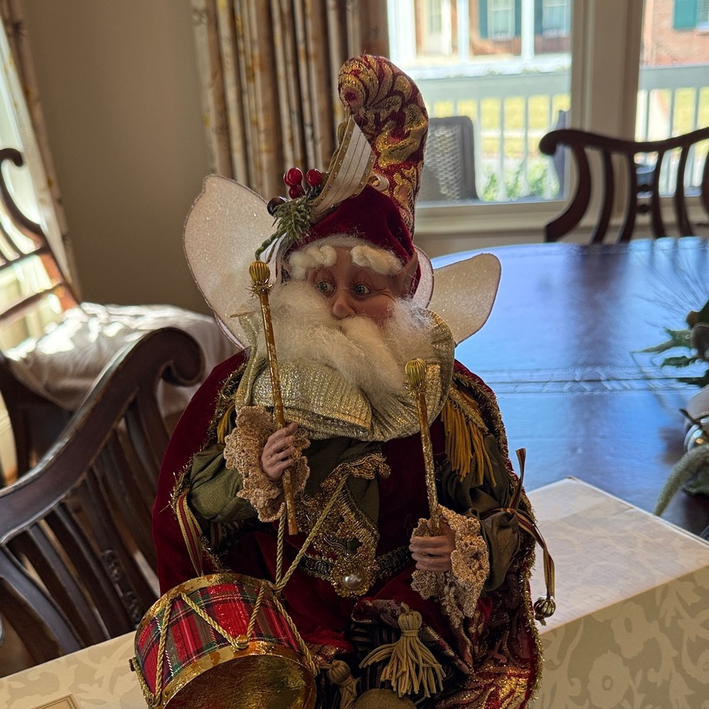 Mark Robert’s elf